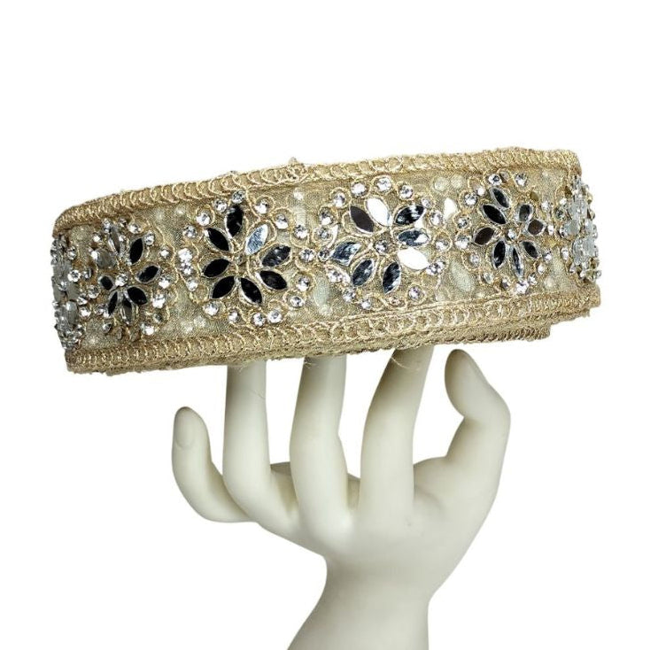 Kurlz 1.75 inch Pearl Matt Embroidery-Mirror & Zarkan/Zircon Handwork Border for Wedding Saree, Lehenga, Clutch, Slings, Handicraft | Size: 9 yards