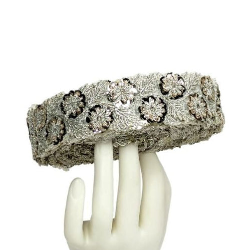 Kurlz 1.25 inch Sequins & Zari Floral Zardosi Embroidery Lace For Lehenga, Dupatta, Western Dresses | Size: 9 Yards